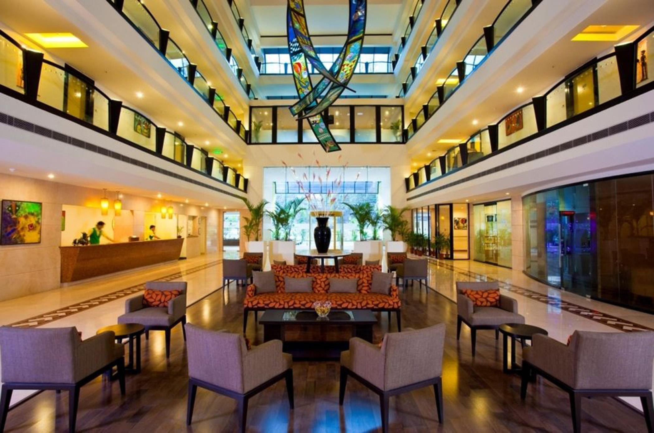 Lemon Tree Hotel, Indore Bagian luar foto