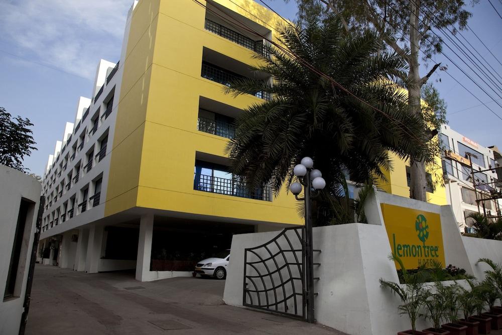 Lemon Tree Hotel, Indore Bagian luar foto
