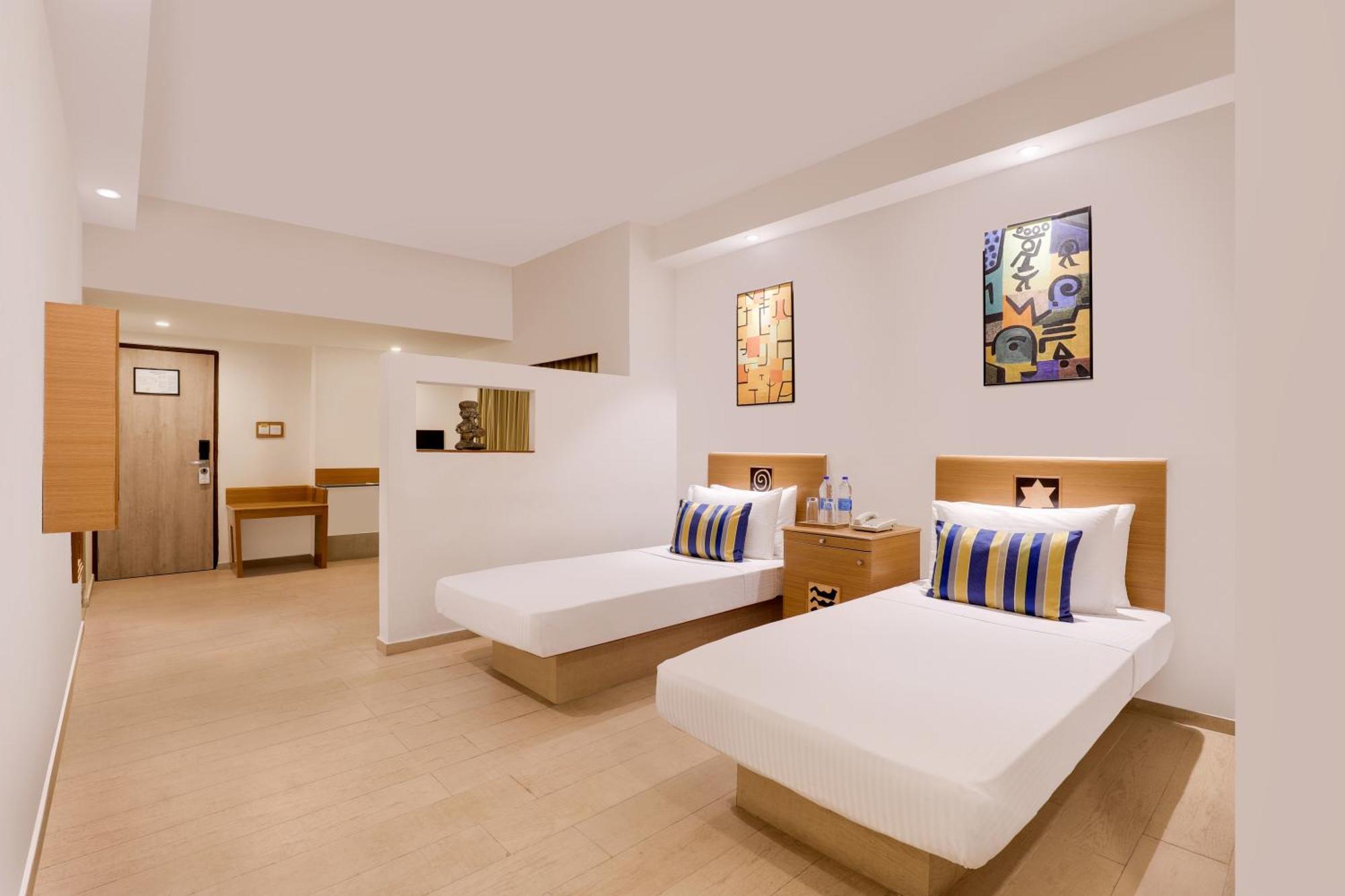 Lemon Tree Hotel, Indore Bagian luar foto