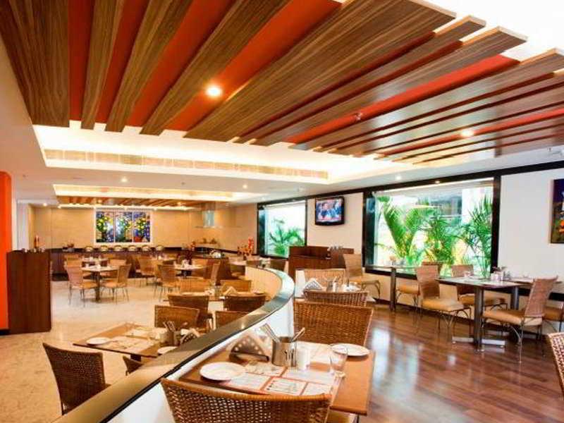 Lemon Tree Hotel, Indore Bagian luar foto